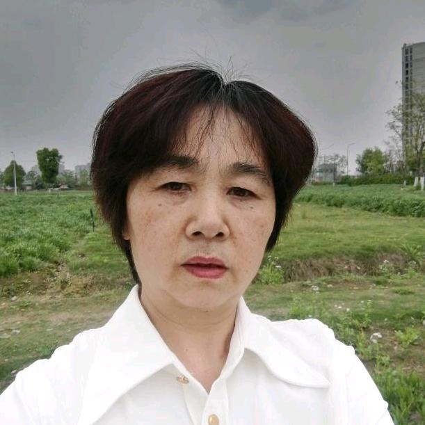 宏芳