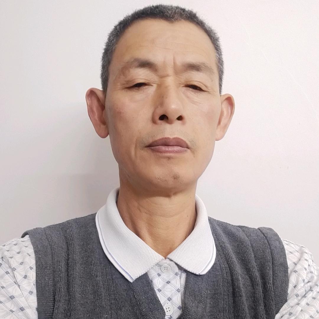 何满群