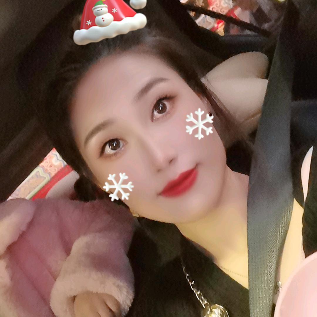 唐大福珠宝《那大总店》～香香