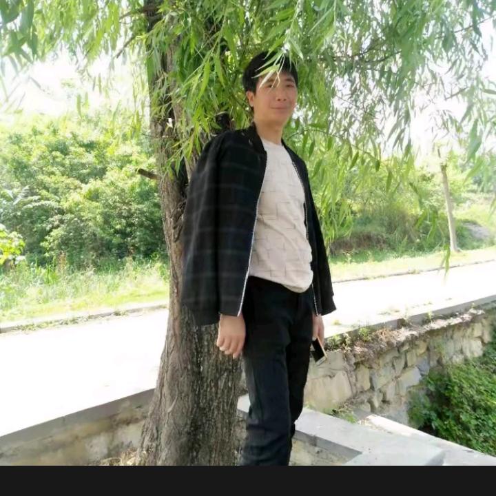 封心情恋，沉默寅虎。孟。