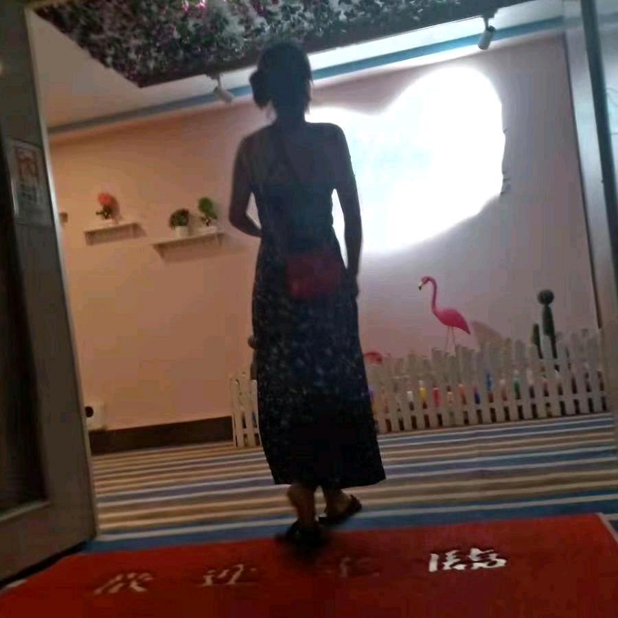 对你的微笑纯属礼貌🌸