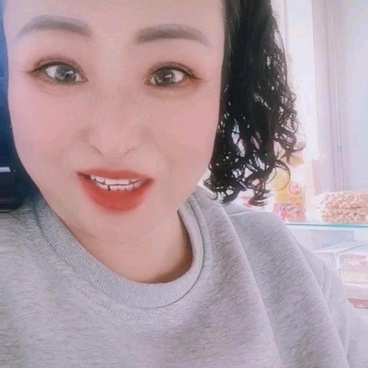 建英