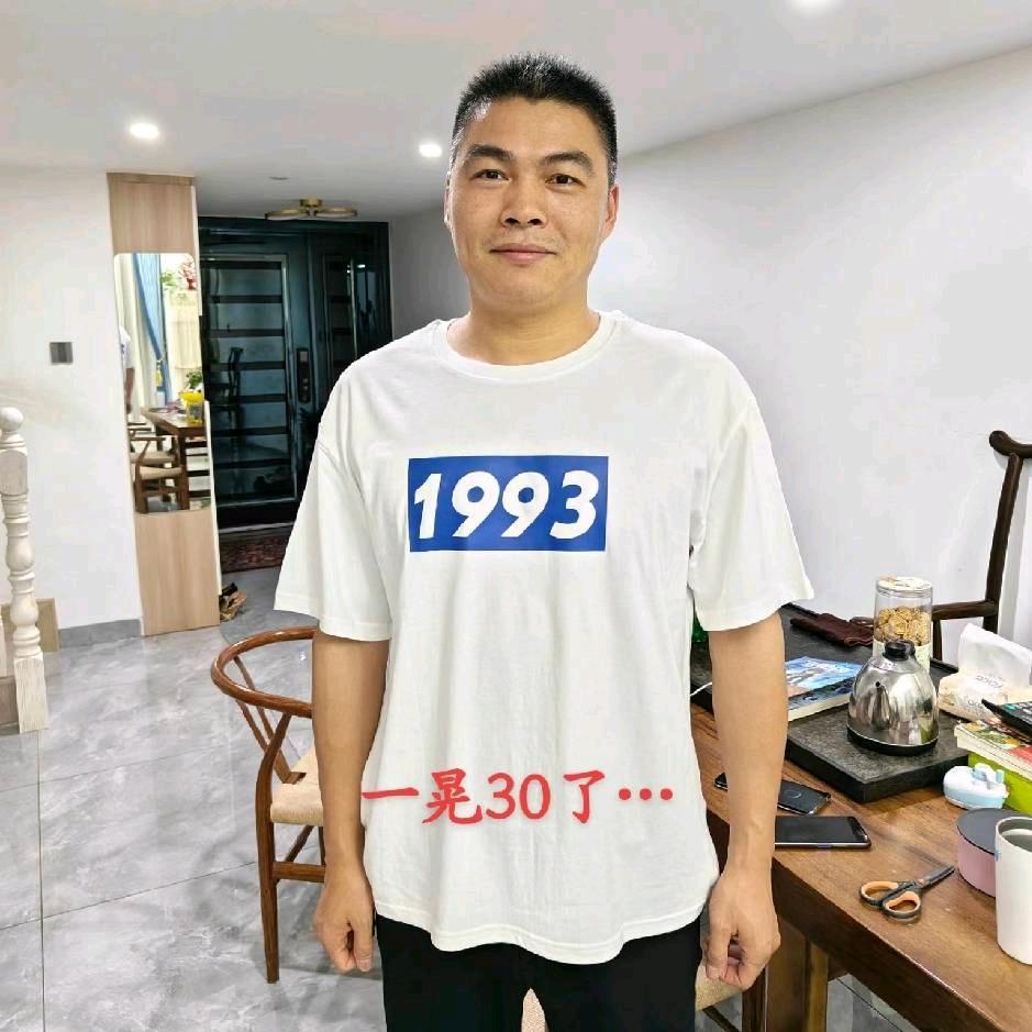 老陈头轮系人形机器人