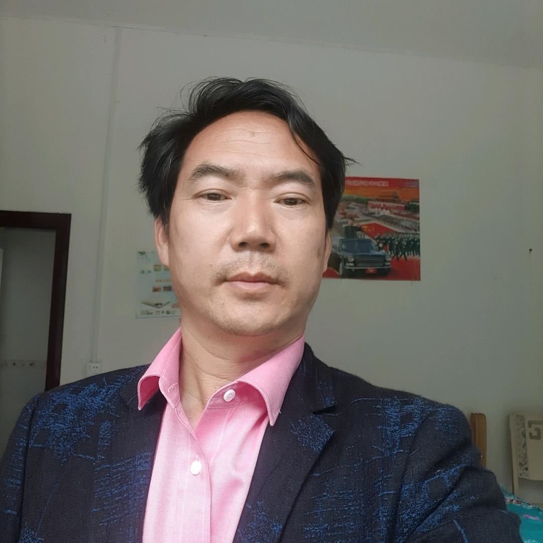 海纳百川，人，如不选择苦一阵子，哪就一定