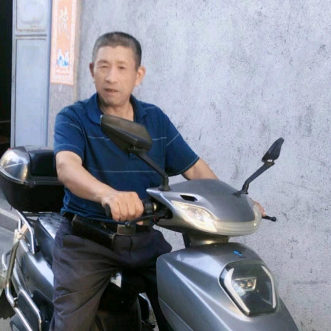 龚（开心果）