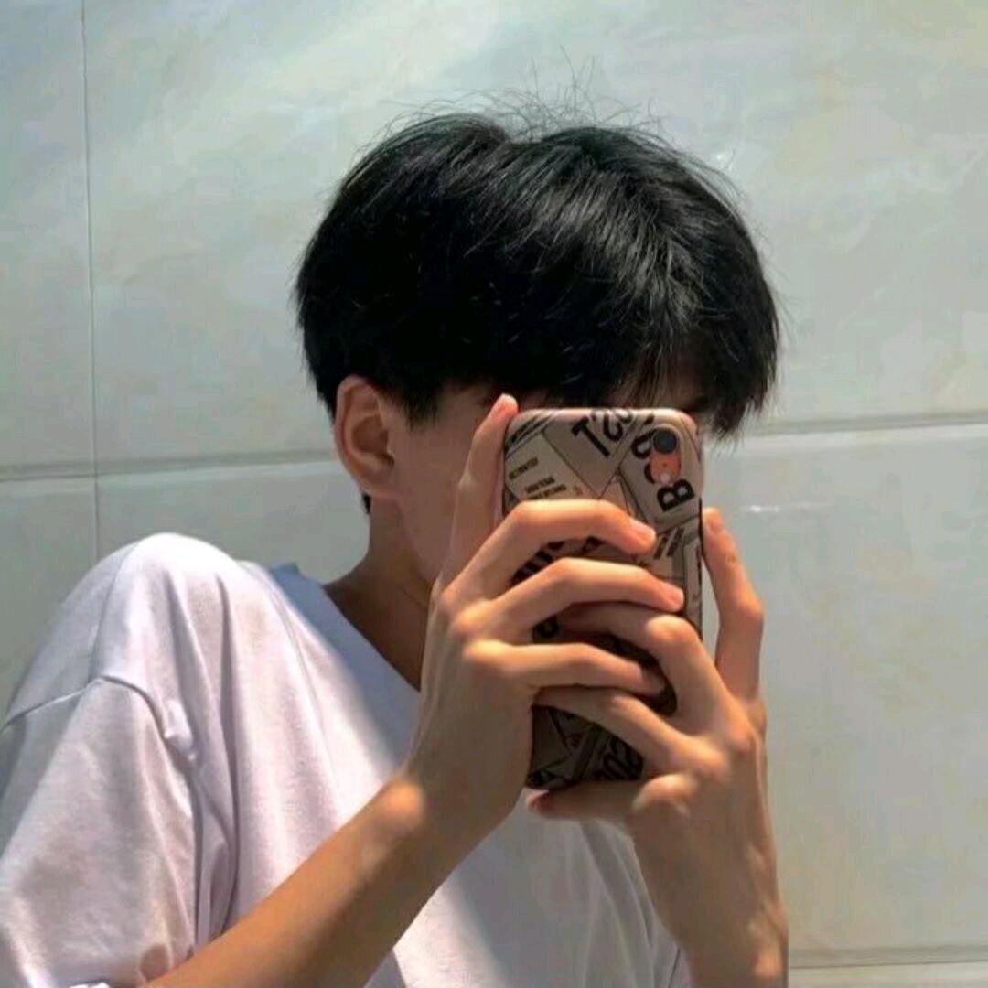 终见雪（肥三妹螺蛳粉北京双井店）