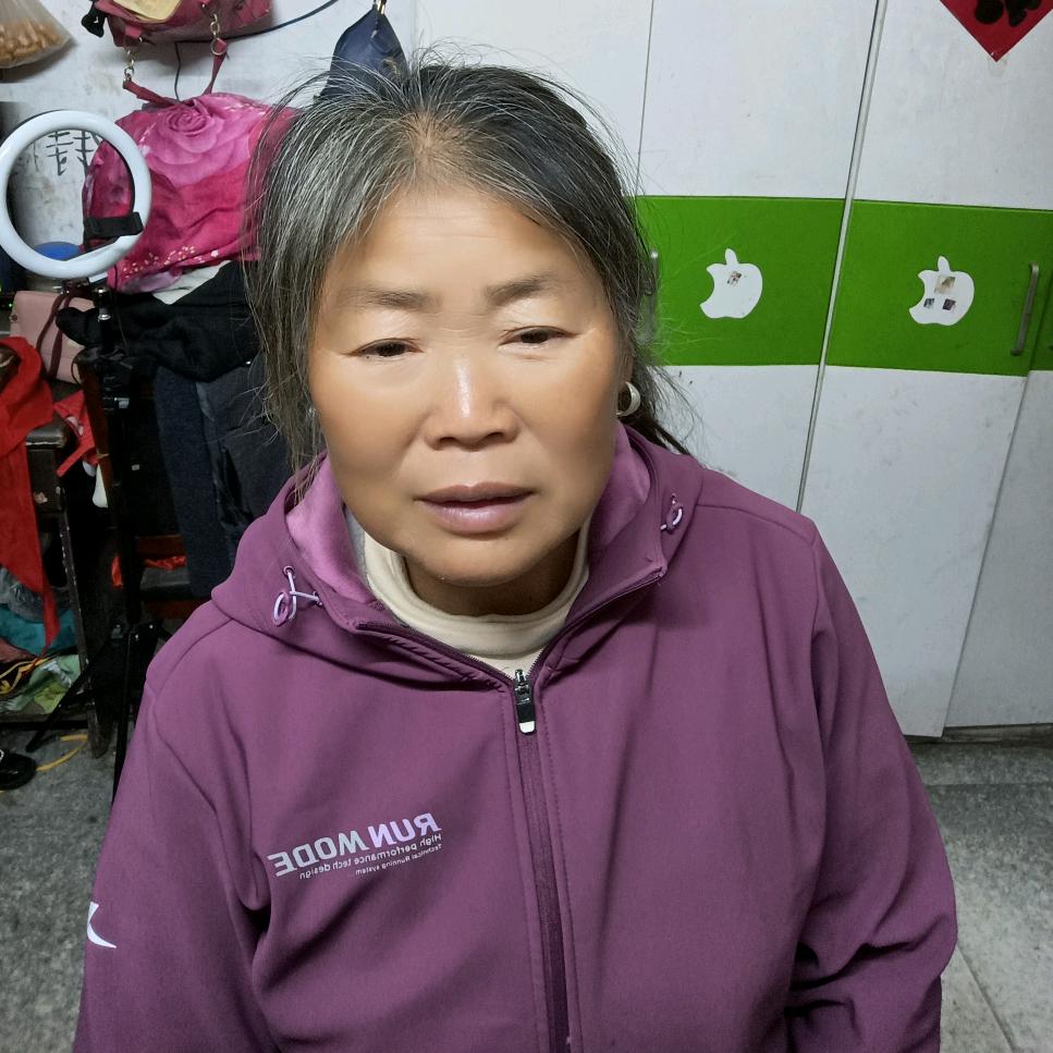 大豪奶奶小号(下午1:4o)