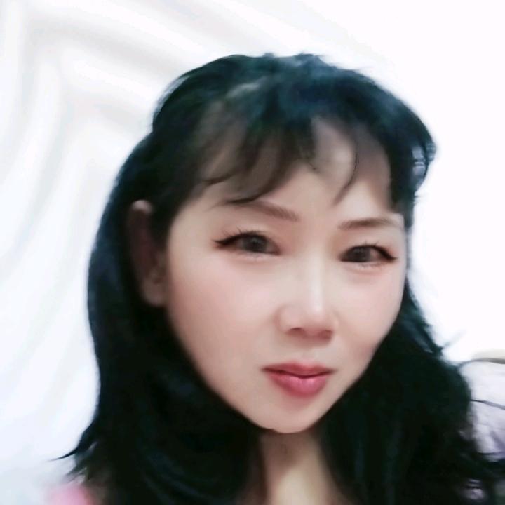 美云.