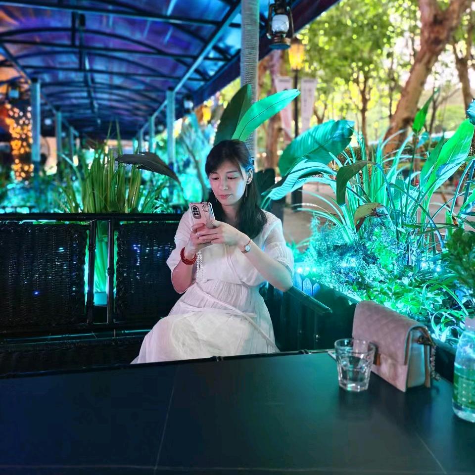 蒋湖裳阁女装乔公子