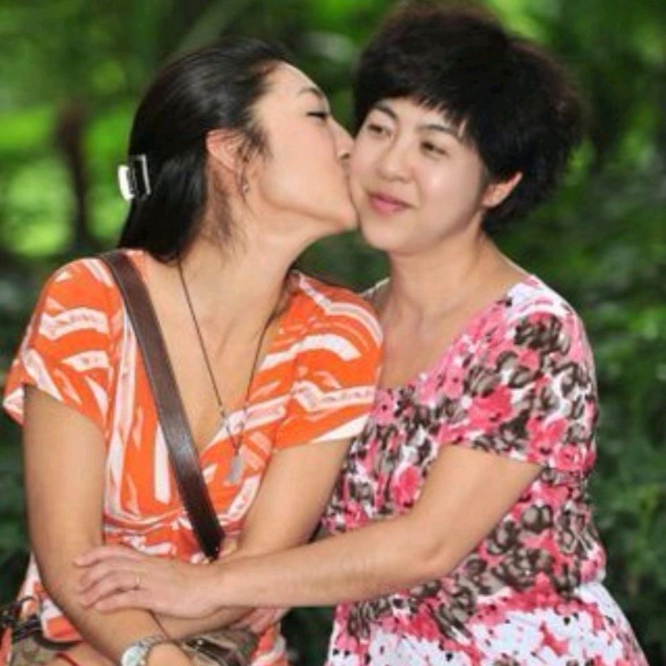 潘玲