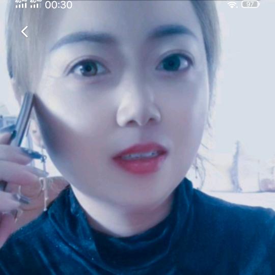 带刺的毒玫瑰