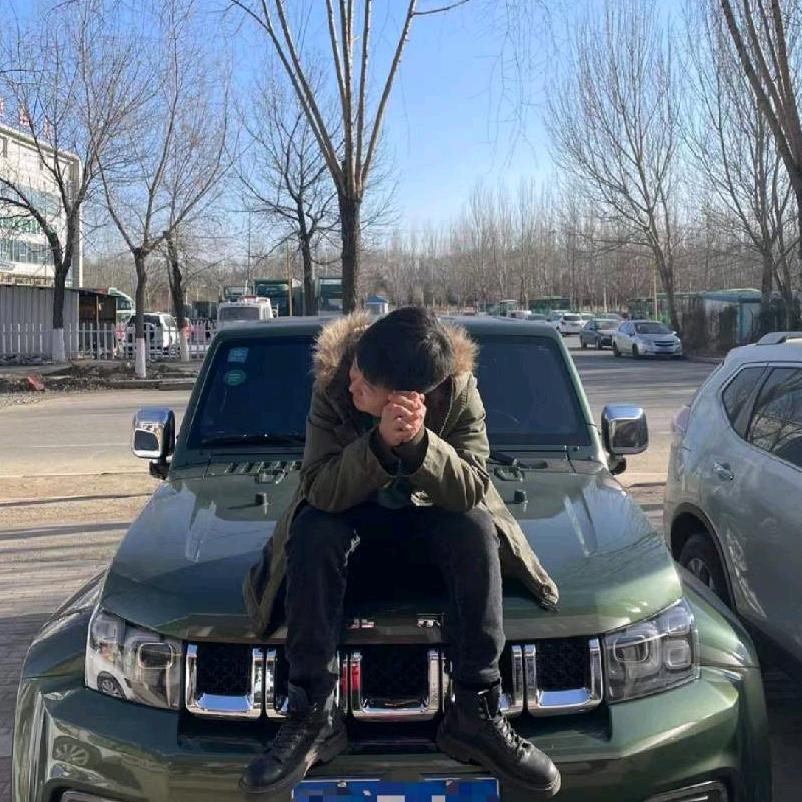 龙弟儿推房