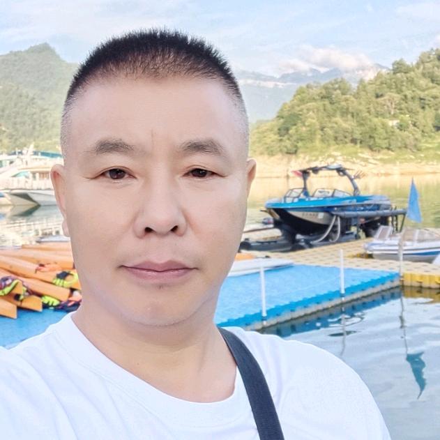 龚    南    婆
