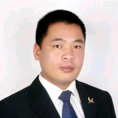 李少龙