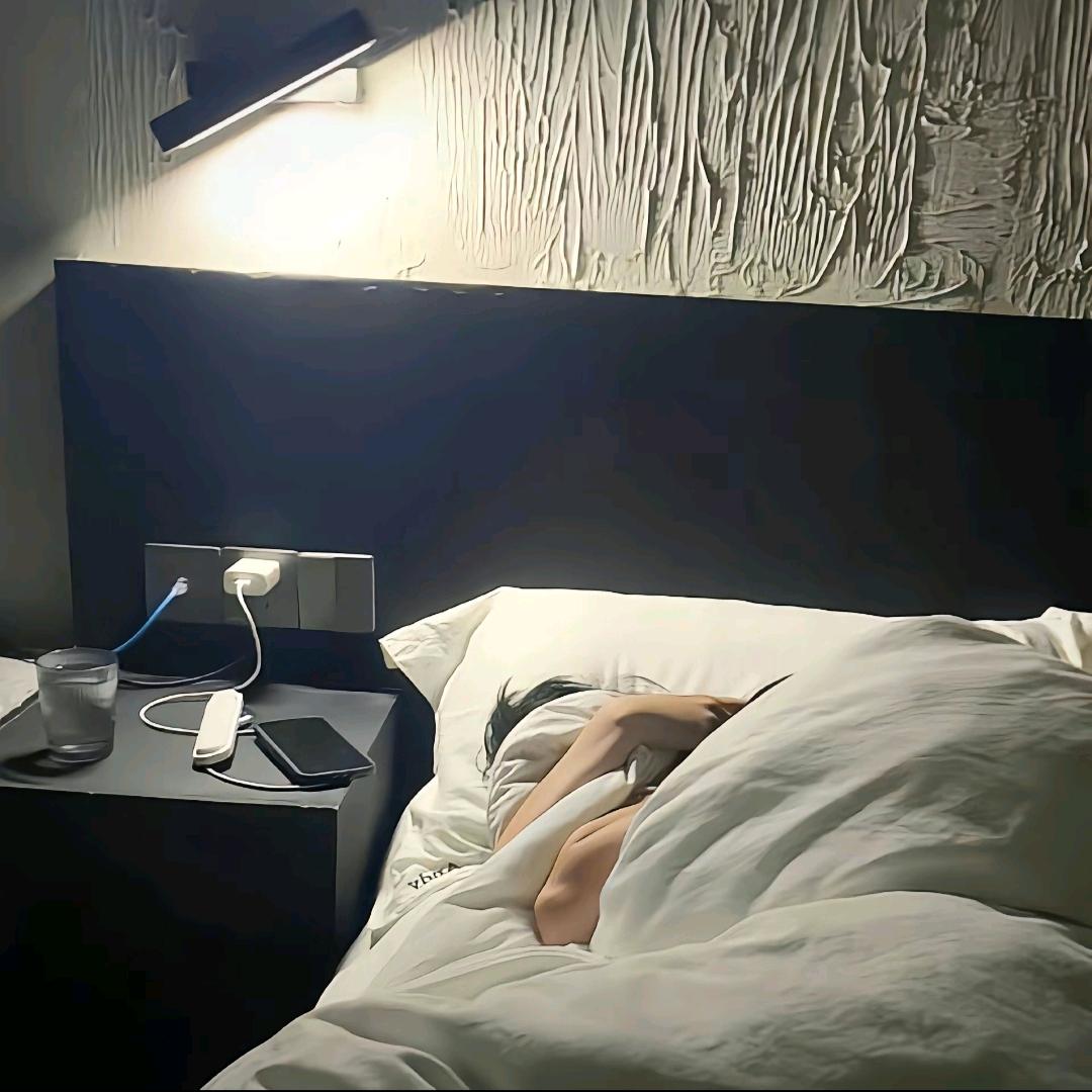 晚睡小狗