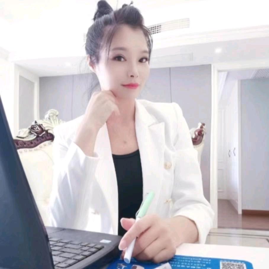 美容纹眉独特女人