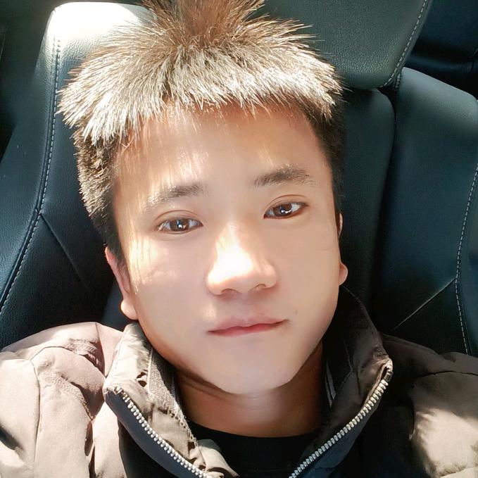 開思域的小哥哥