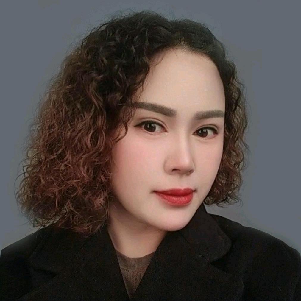 红梅 婚纱 摄影 婚礼 旅拍 礼服馆💒