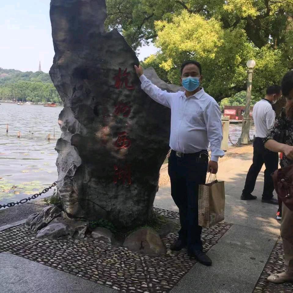 放羊哥，想吃散养公鸡，母鸡，想吃找我