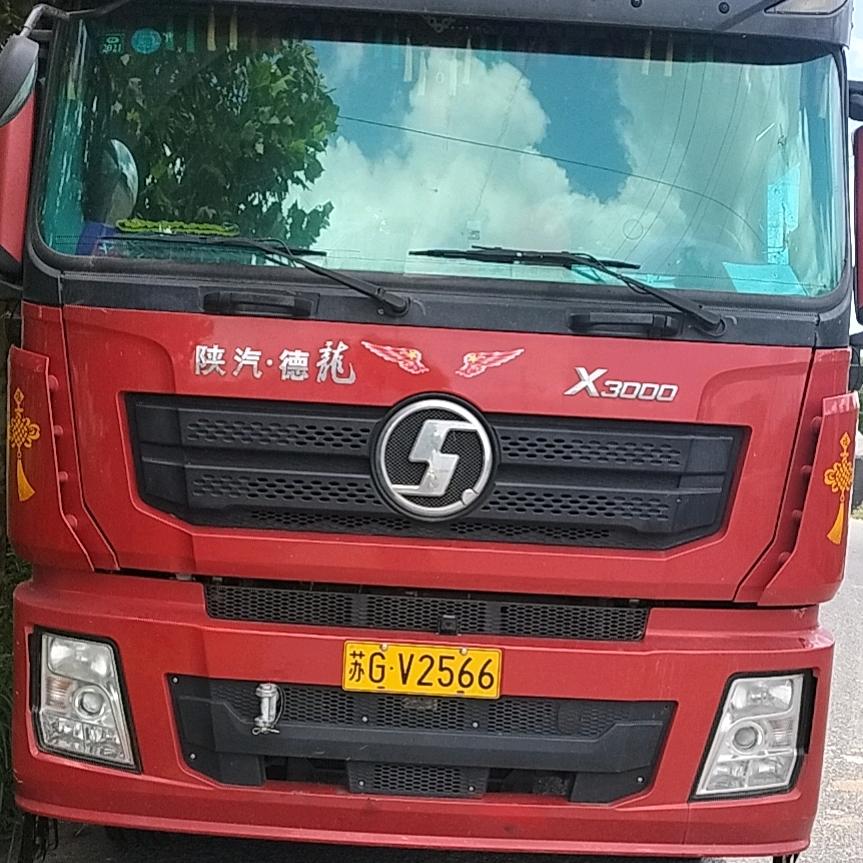 不酷的亲春