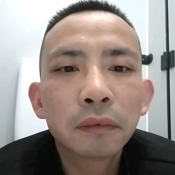 程英俊