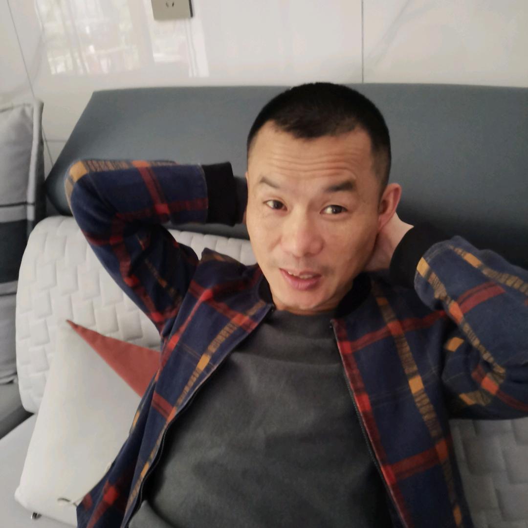 泓仔