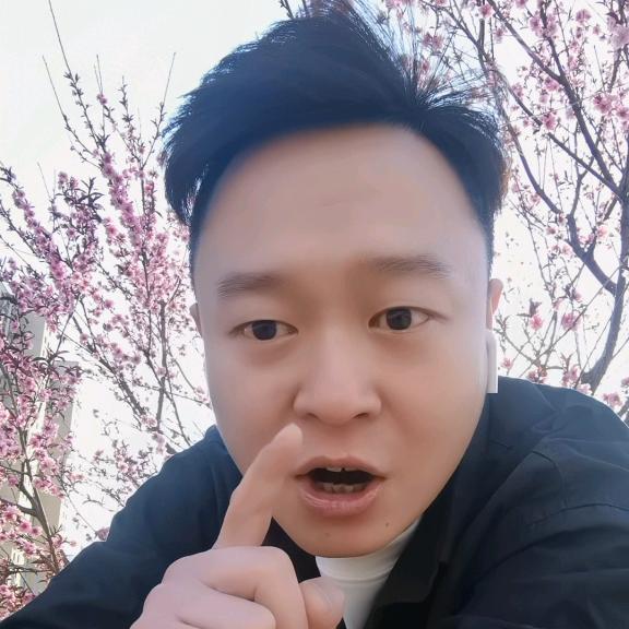 小豆芽大舌头