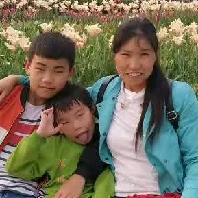 绥阳三岔路口富哥水果店