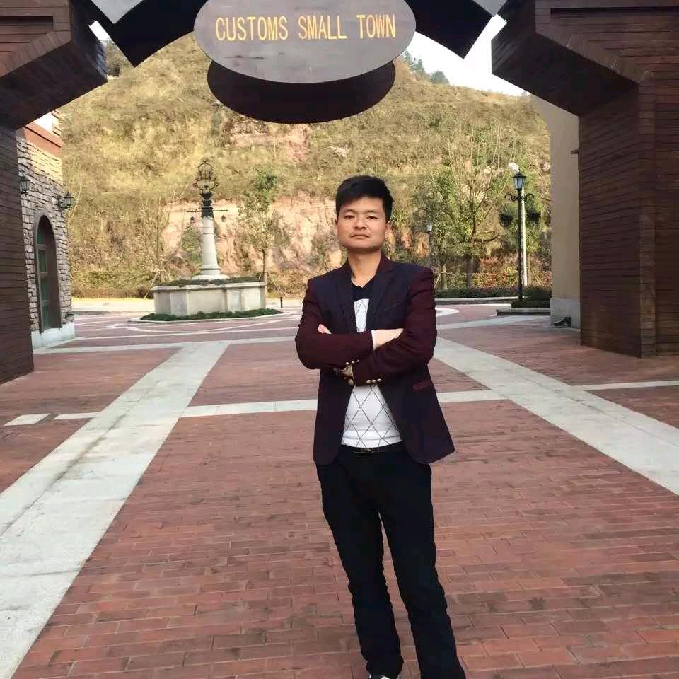 李强