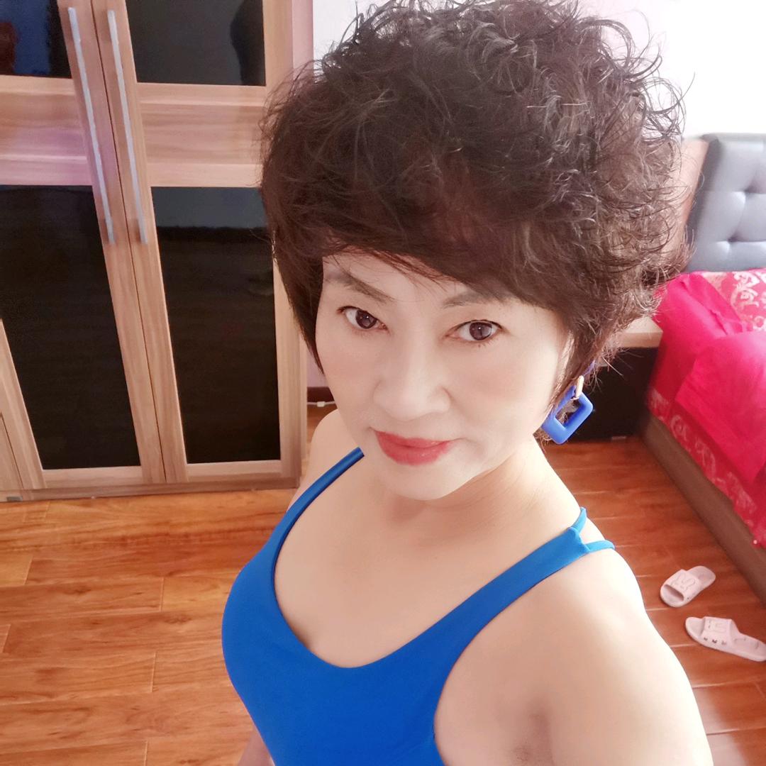 毳毳