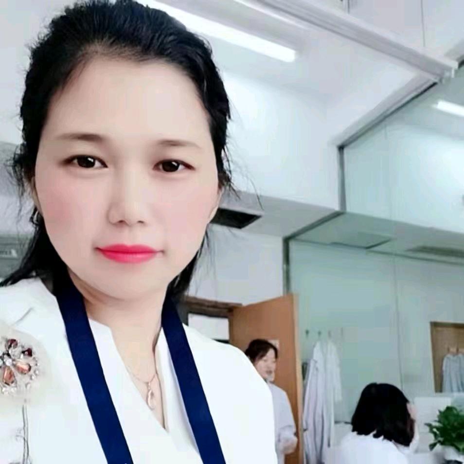 萌艳艳