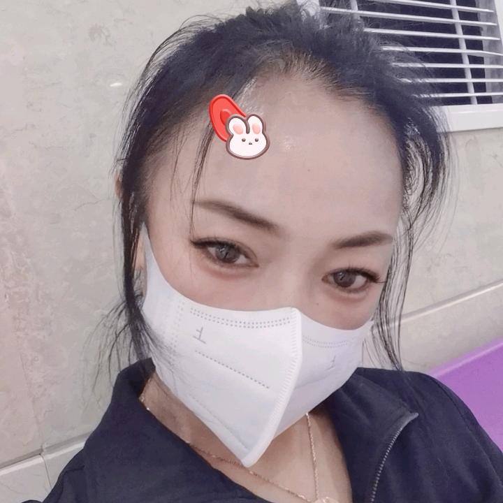 娜
