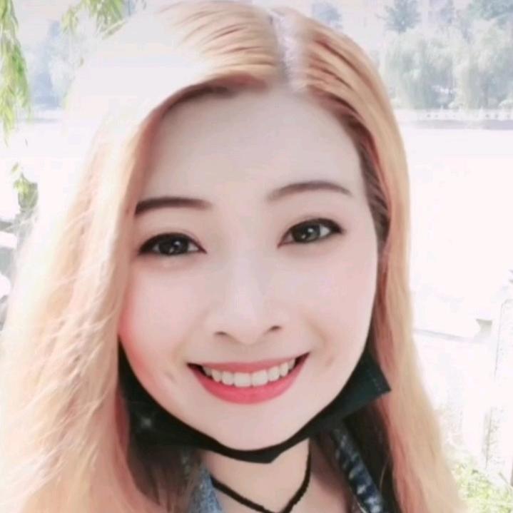 奥莱大牌休闲运动鞋服折扣店