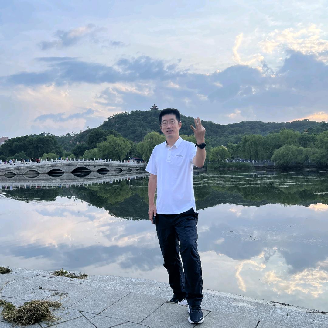 刘城