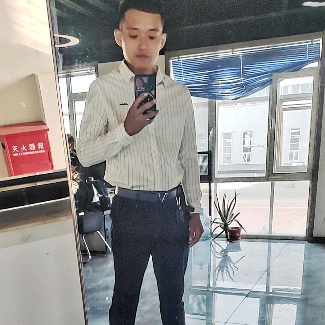 洋了个洋，金枕榴莲  桐柏夜市