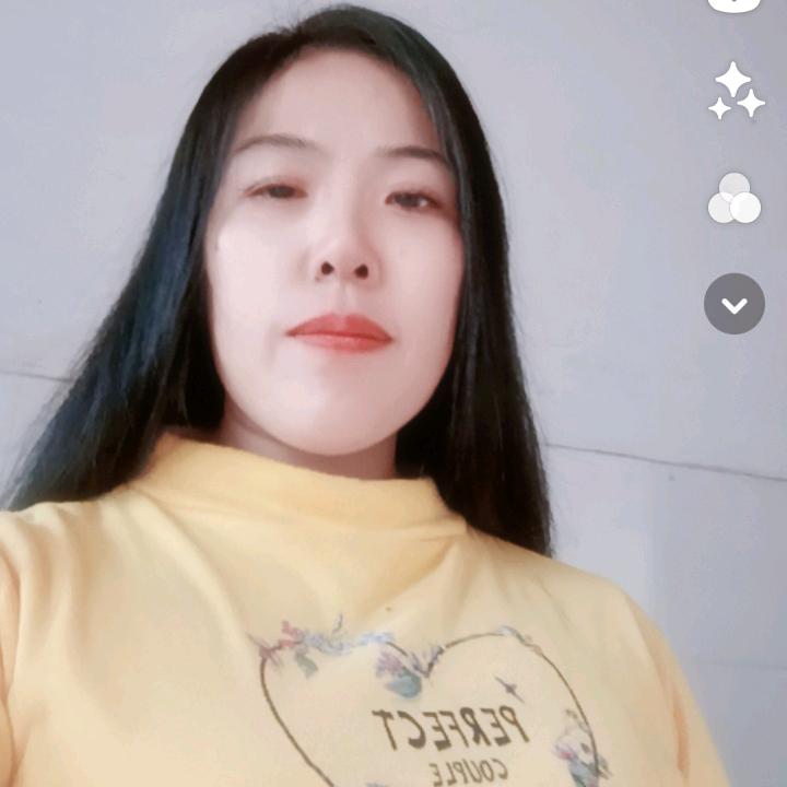 刘刘 （云南聊天主播）