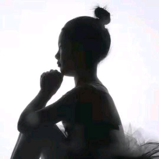 ꧁༺๑陪月看淇泸๑༻꧂