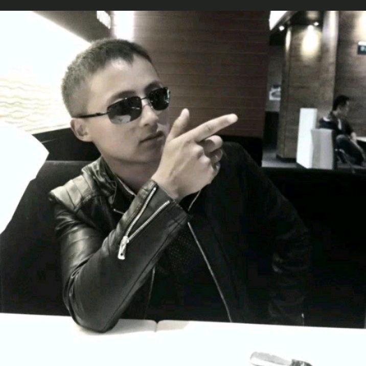 啊硕爱唱歌