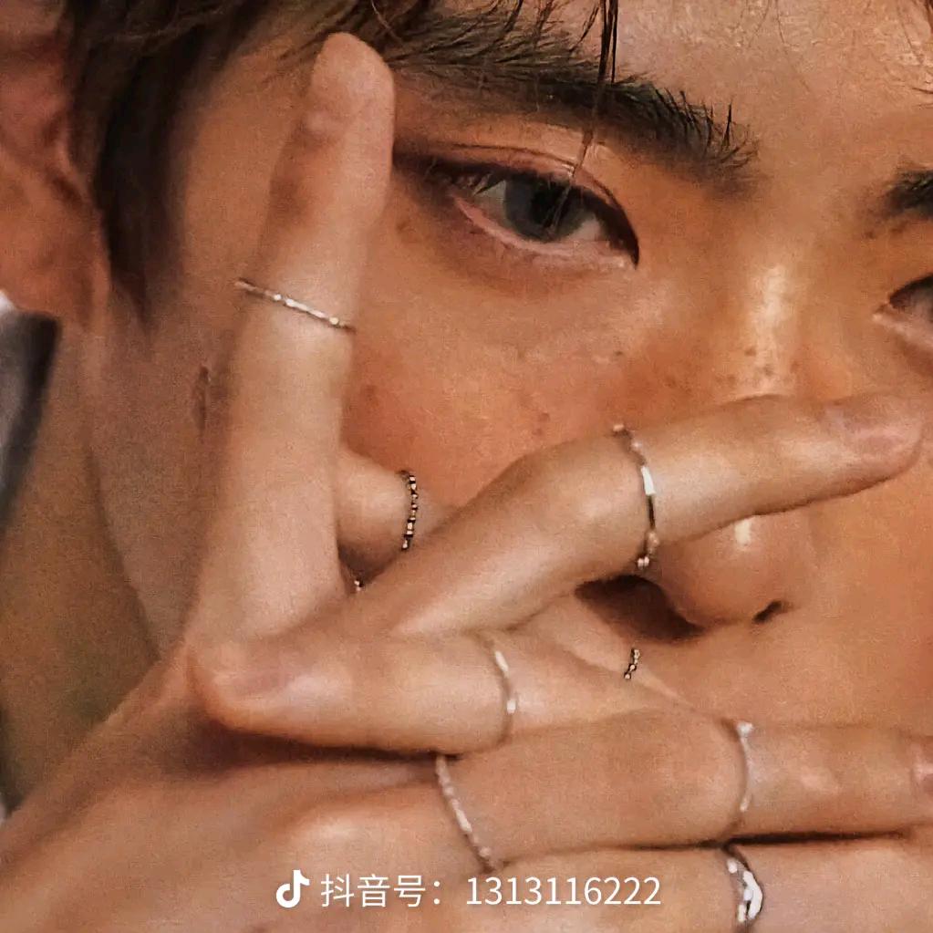 "ꪑɨ𝘴𝘴⃨࿚໌