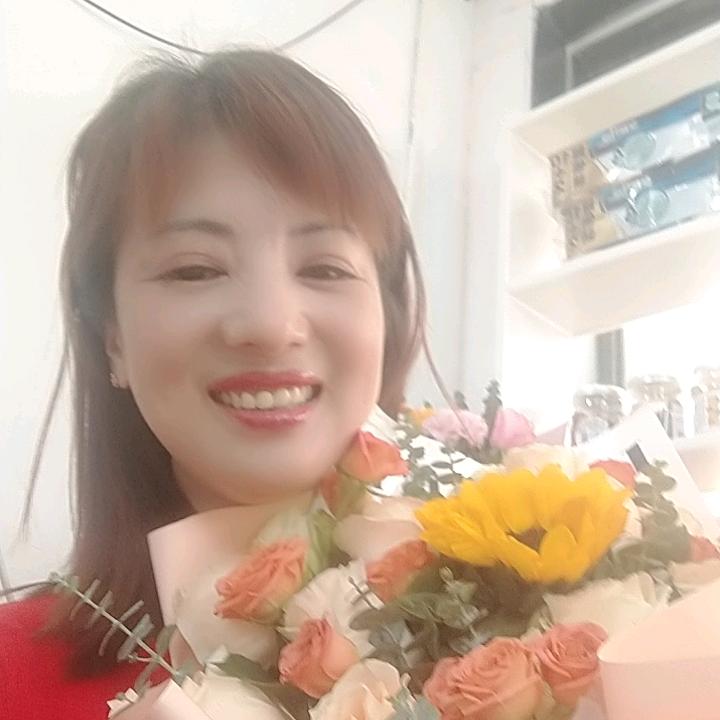 薇薇