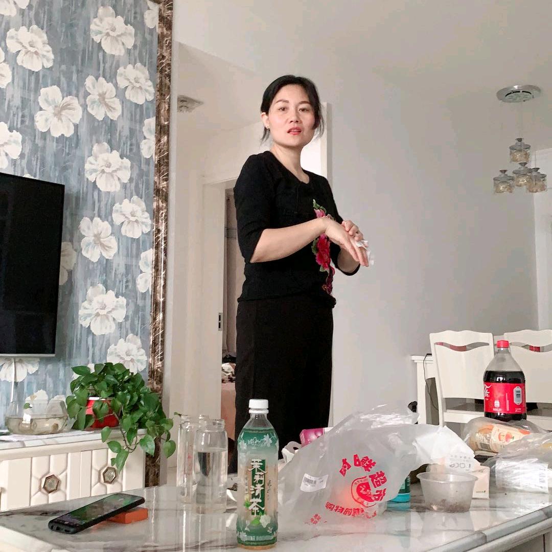 霞霞（榆林村金灿灿鼓舞）