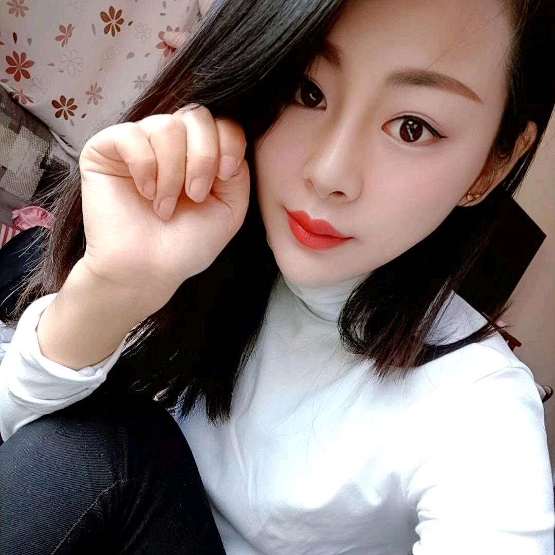吕四 ，眉眼唇设计    莹莹