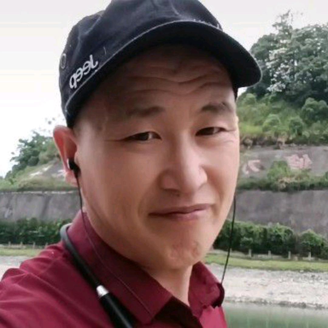 开心一笑爱唱歌