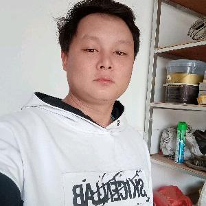 小老伟