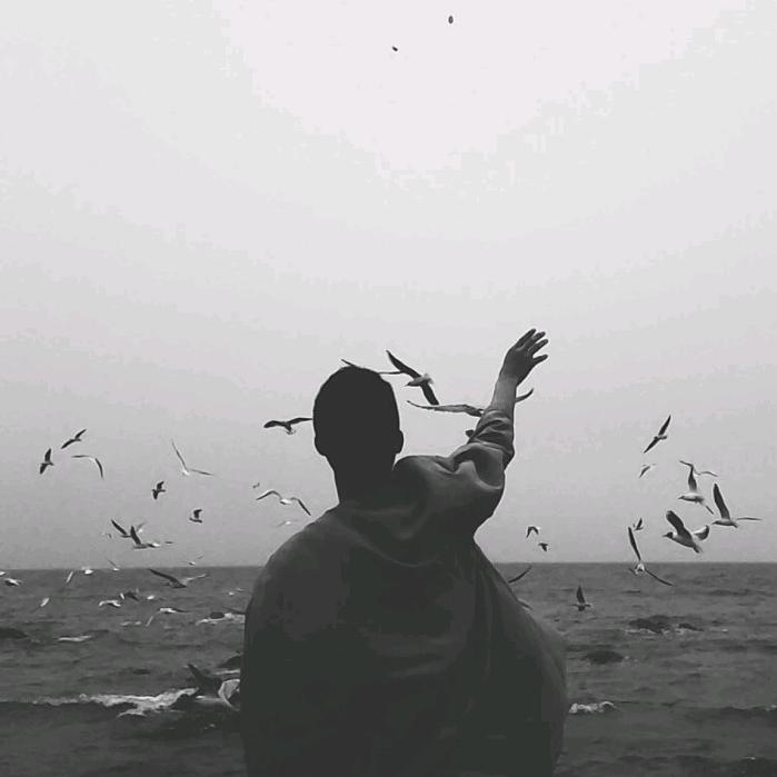 初一 💫