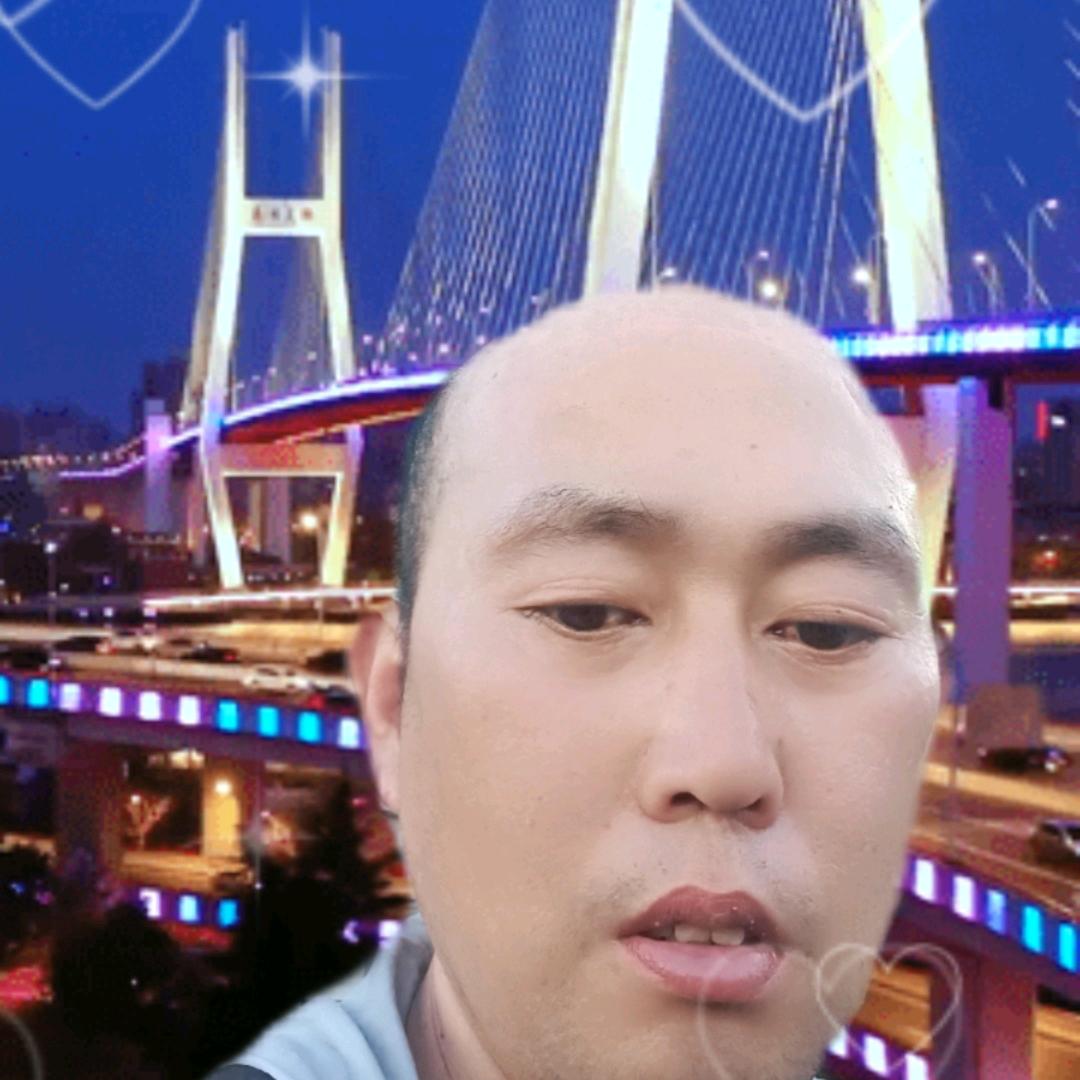 路在脚下孟海洋