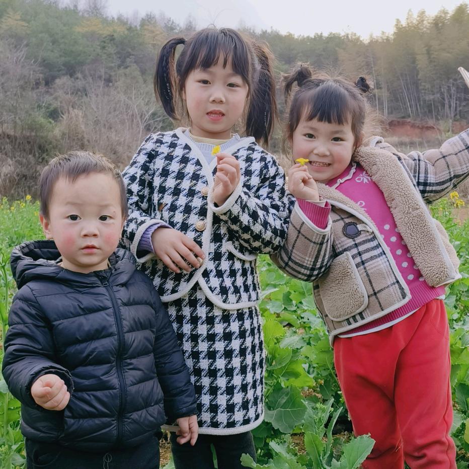 (づ ●─● )づ(⑉°з°)-♡好物分