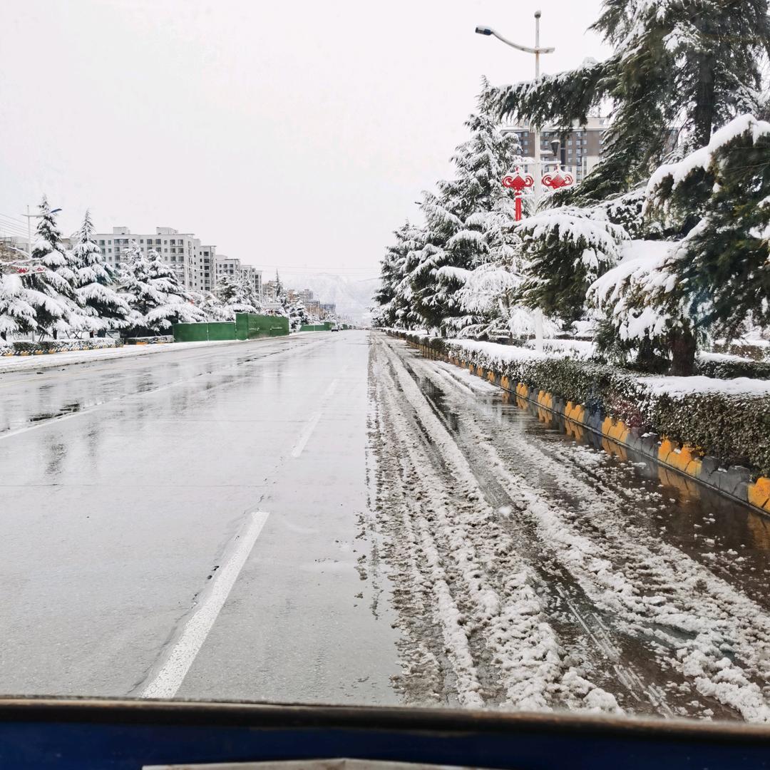 荡起双桨使劲浪