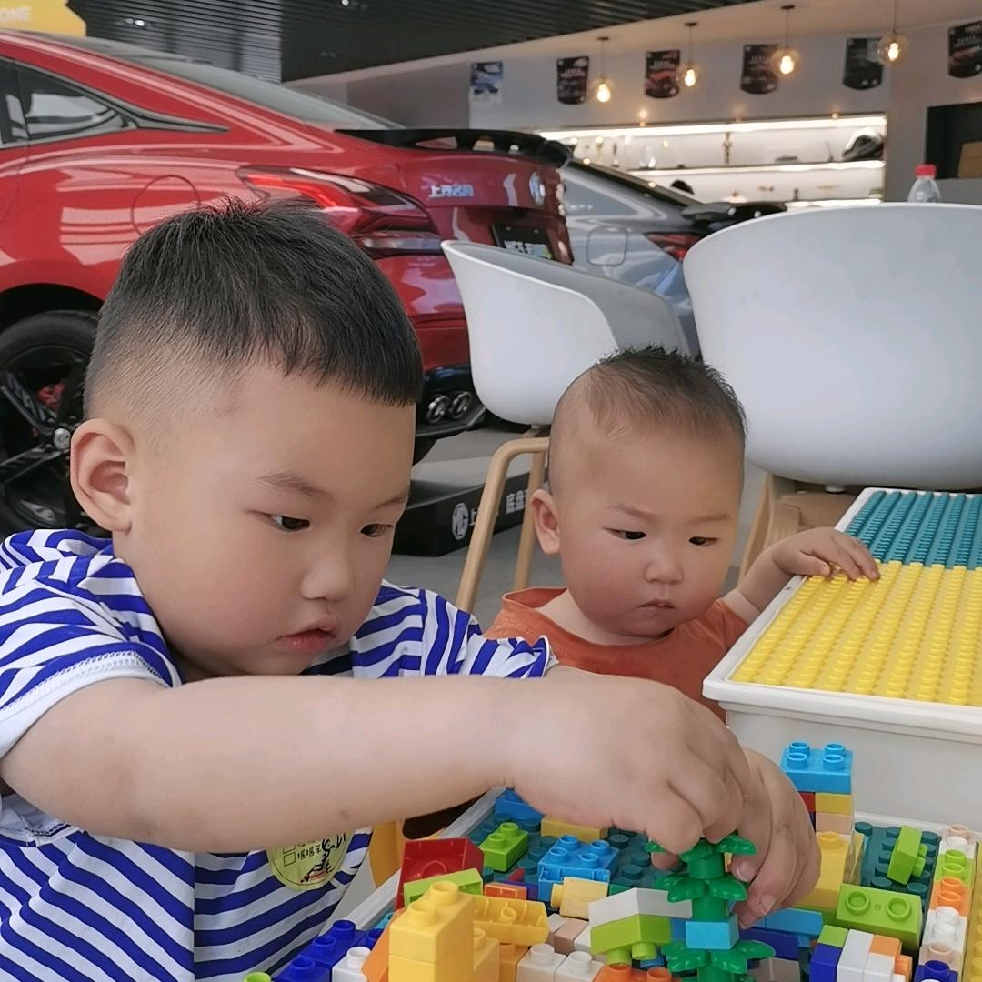 @小梅🍓 (三娃宝妈)