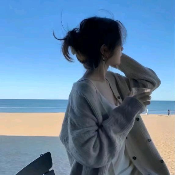 冷漠的爱着